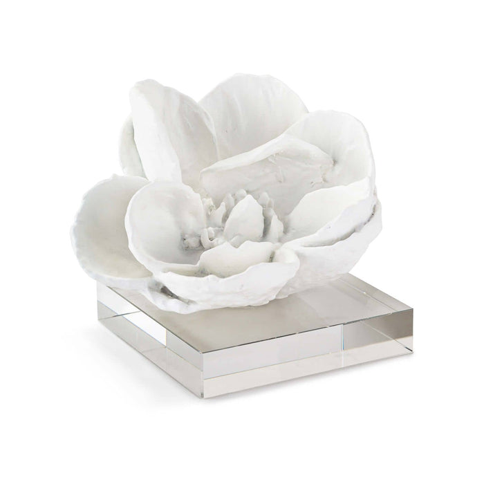 Magnolia object (White)